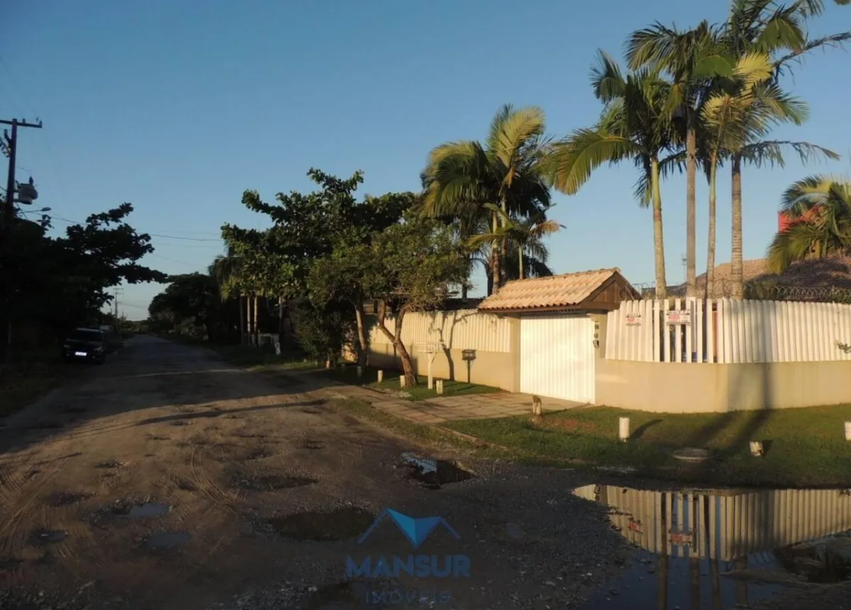 Casa 3 dormitórios à venda - Pontal do Sul